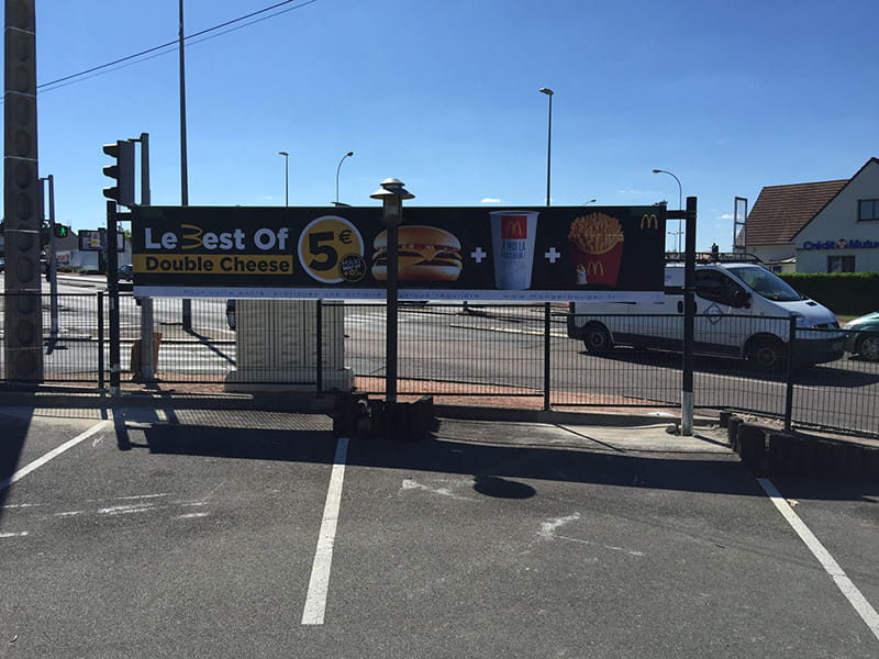 Publigraph_Banderole-Macdonald_1