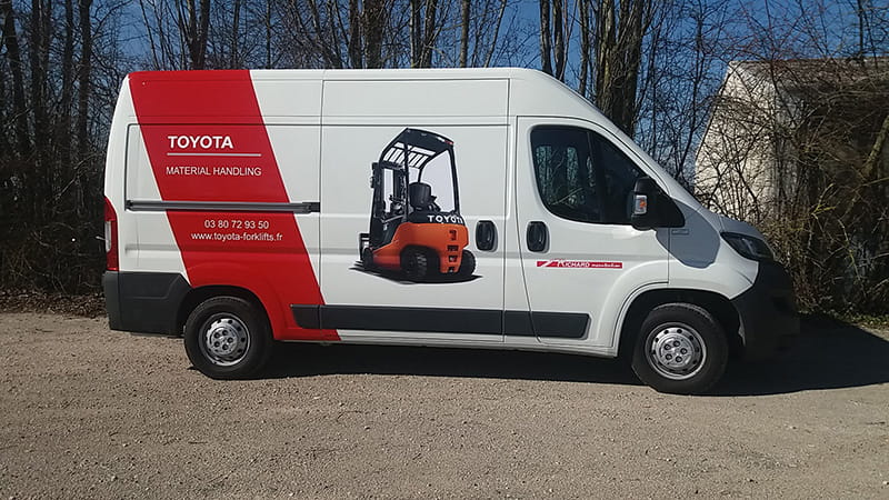 Publigraph_decoration_de_vehicule_TOYOTA_1
