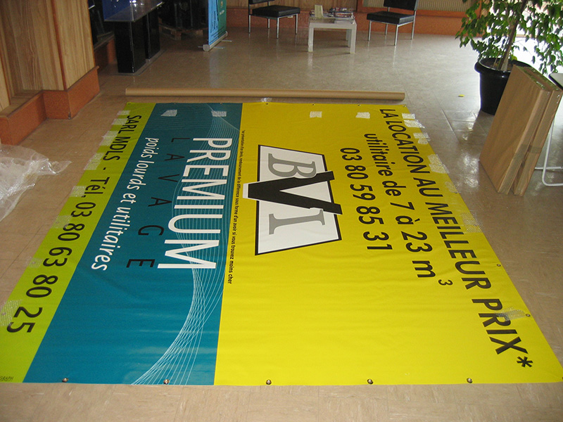 Publigraph bâche location utilitaire